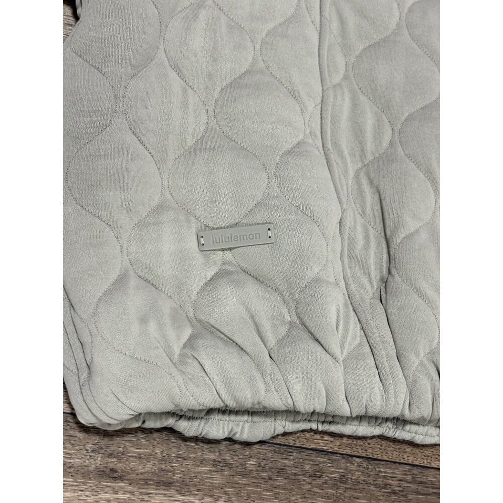 Lululemon Quilted Bomber Zip-Up Jacket Gray Size 8 Cotton-Blend Cropped Casual - Picture 8 of 11